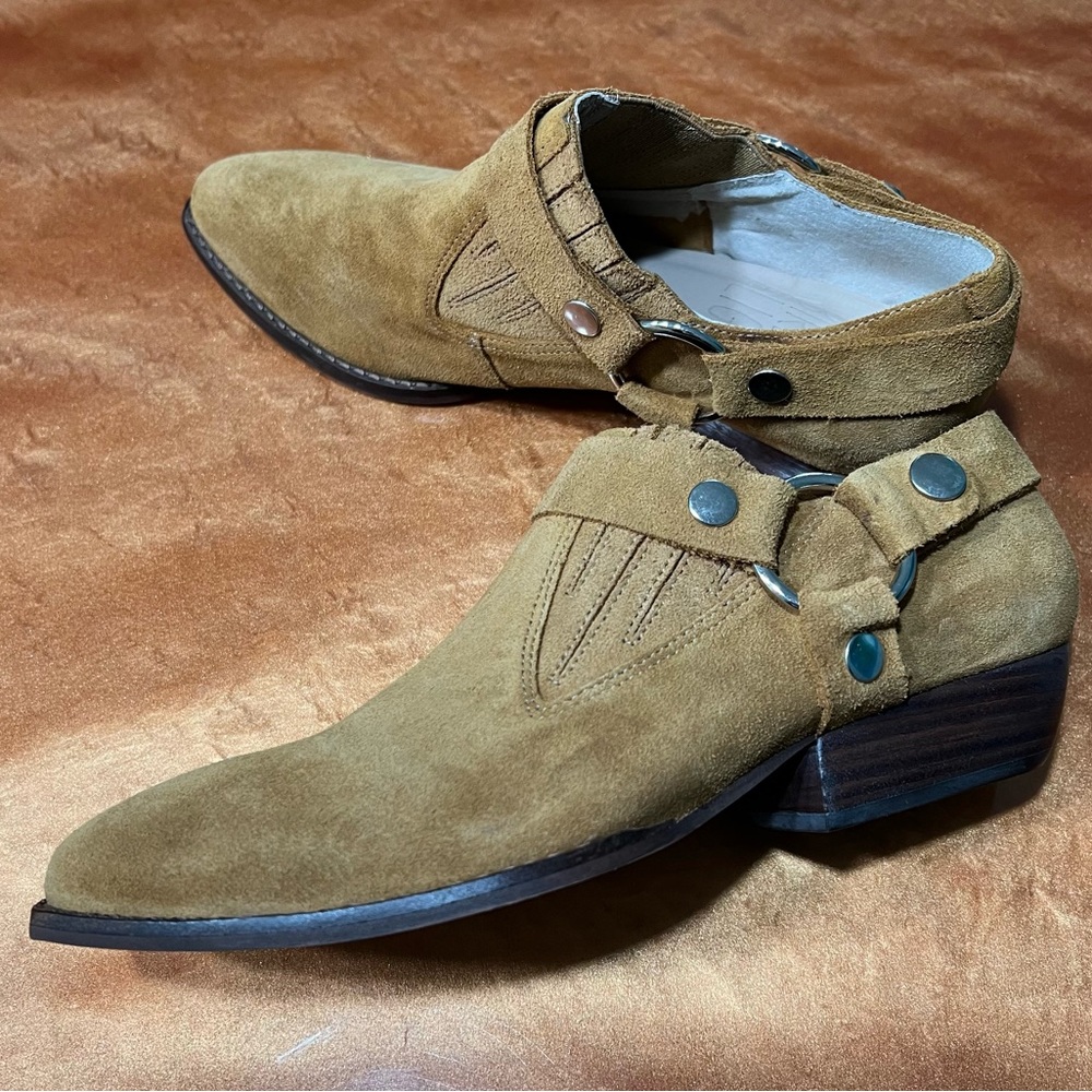 NWOT Bird of Flight Suede Western Booties size 6 tan